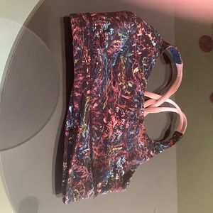 Lululemon sports bra
